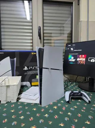 Playstation 5 Slim Digital + FIFA 26