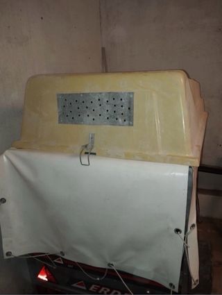 Remolque Erdé con lona y caja a medida