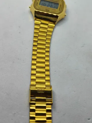 Reloj Casio A168 Dorado