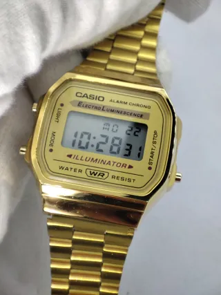 Reloj Casio A168 Dorado
