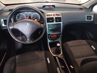 Peugeot 307 2004