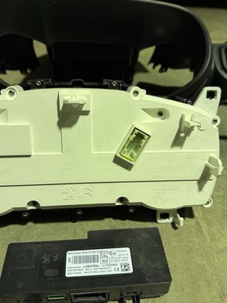 Salpicadero, marcador y pantalla Citroën Berlingo