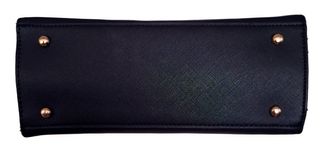 Borsa nera con dettagli oro