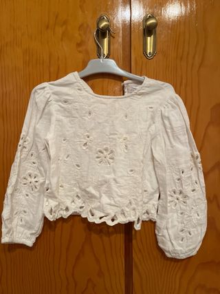 Blusa niña ZARA bordada