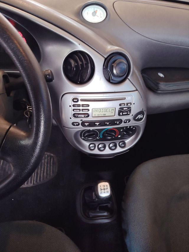 Ford Ka 2000