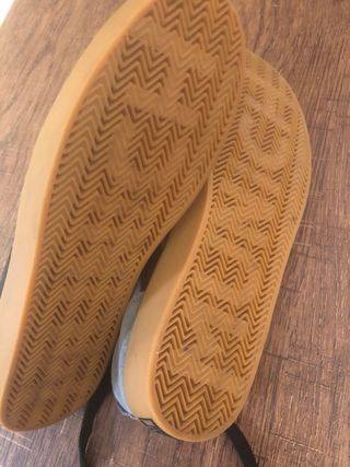 Zapatillas Munich grises y negras