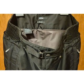 Chaqueta y pantalón moto BMW Touren y Seattle