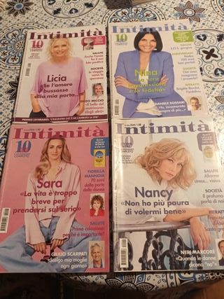42 Riviste "Intimità"