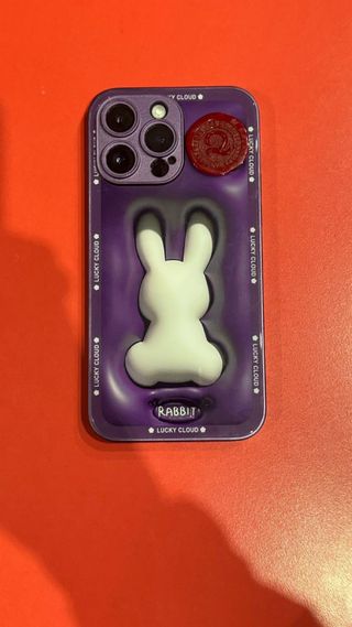 Funda iPhone 14 Pro Max Conejo Morado