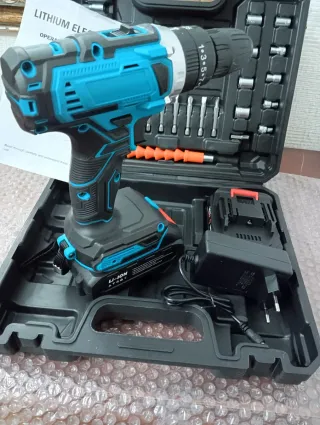 TALADRO ATORNILLADOR 2 BATERÍAS EN SU MALETÍN.