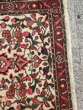 Alfombra antigua de lana