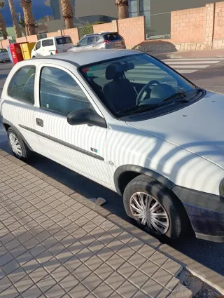 Opel Corsa 1.0 54cv año 2000