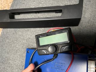 Radio BMW 320 E90+ Parrot manos libres + molduras