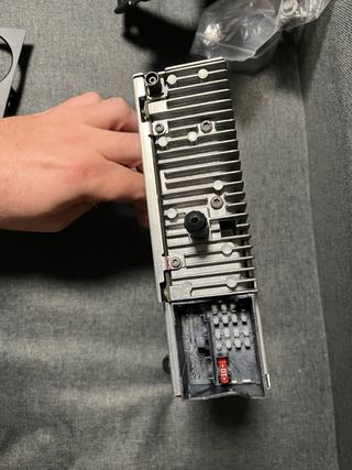 Radio BMW 320 E90+ Parrot manos libres + molduras