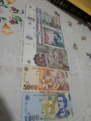 Lote 5 Billetes Rumanía