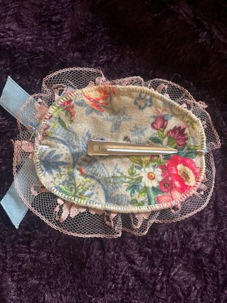 Vestido niña floral con volantes