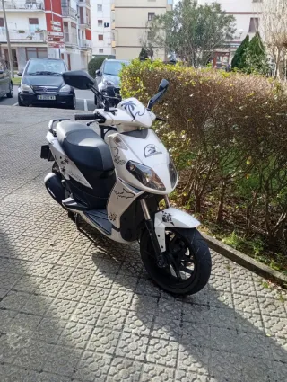 Aprilia Scarabeo 125cc Scooter