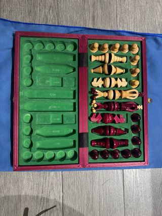 Scacchi Artigianali in Legno