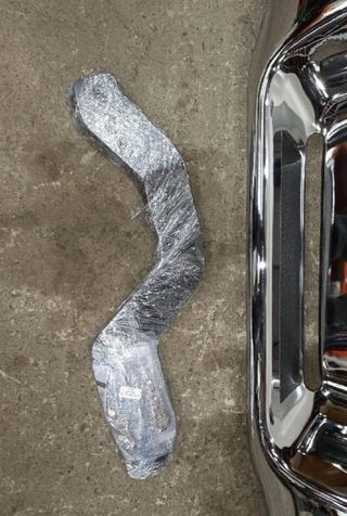 385673 85014vk401 paragolpes trasero nissan pickup