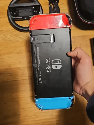 Nintendo Switch V1 + Accesorios