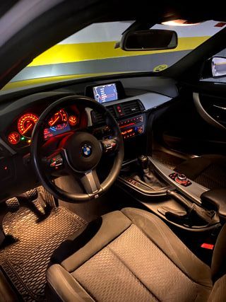 BMW Serie 3 2013 Pack M muy buen estado