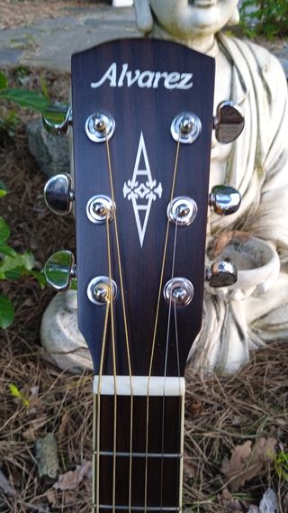 GUITARRA ÁLVAREZ TRAVEL