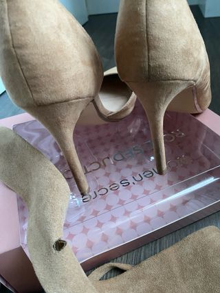 Zapatos Mango camel Tacón