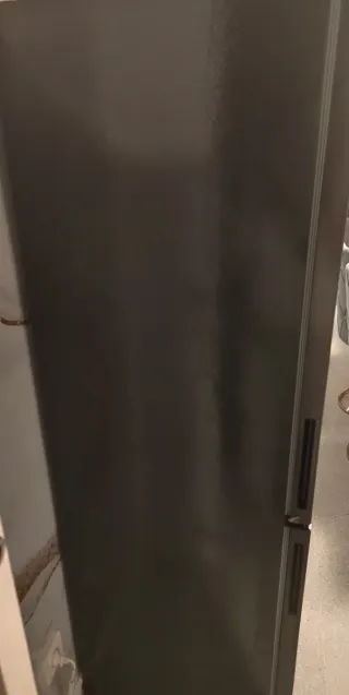 Nevera CHIQ 1.77m con dispensador de agua