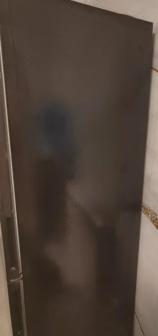 Nevera CHIQ 1.77m con dispensador de agua