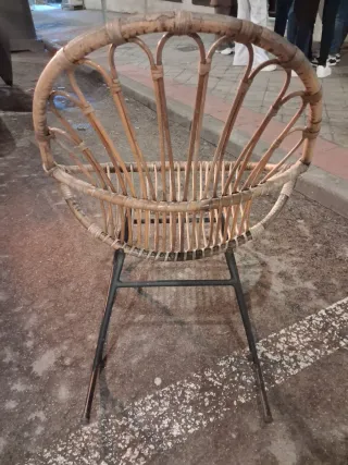 Silla mecedora antigua