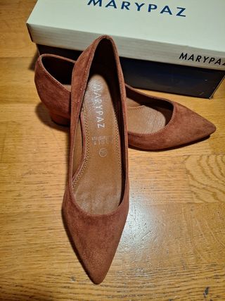 Zapatos MARYPAZ Marrones Talla 36. Poco uso.
