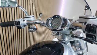 HARLEY DAVIDSON VRSC V-ROD 100TH