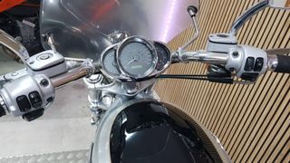 HARLEY DAVIDSON VRSC V-ROD 100TH