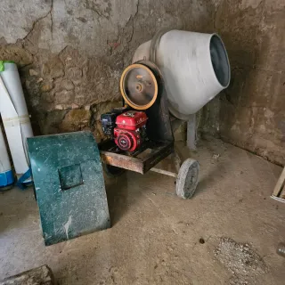 Hormigonera con motor de gasolina