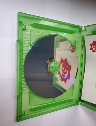 Lote 3 Juegos Xbox One: Gears, AC Valhalla, SW