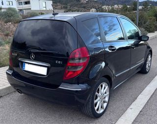 Mercedes-Benz Clase A 180D