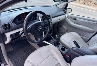 Mercedes-Benz Clase A 180D