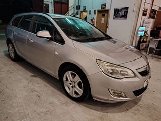 Opel Astra 2012