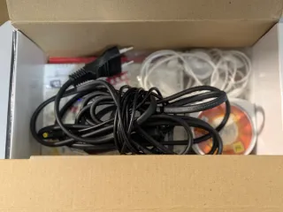 Pacchetto: PSP + 9 giochi + scatola ORIGINALE