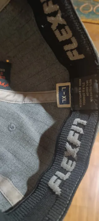 Gorra gris calavera skate