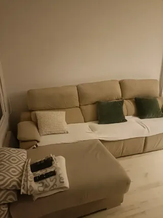 Sofá 2.90m con cheslong y motor