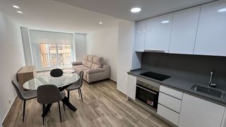 Piso en venta en Mercado en Alicante