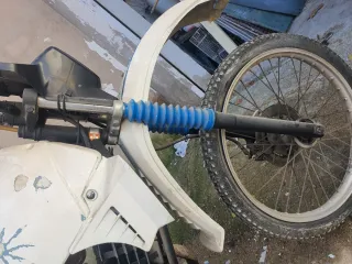 Moto Condor Enduro Azul y Blanca