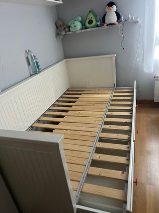 Cama Diván IKEA  con Cajones. Regalo 2 colchones