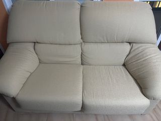 Sofá de 2 plazas beige