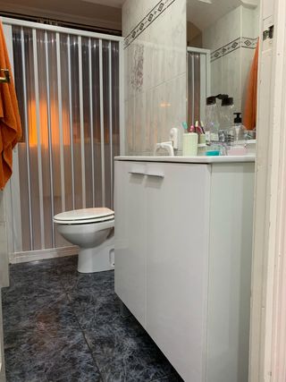 Habitación zona pisos azules