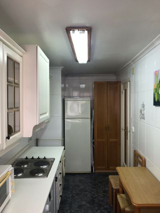 Habitación zona pisos azules