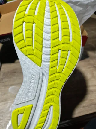 Zapatillas Saucony Ride 18 Talla 42.5 Nuevas