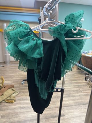 Bodys y faldas mujer y niñas