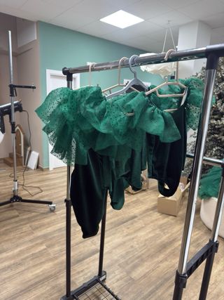 Bodys y faldas mujer y niñas